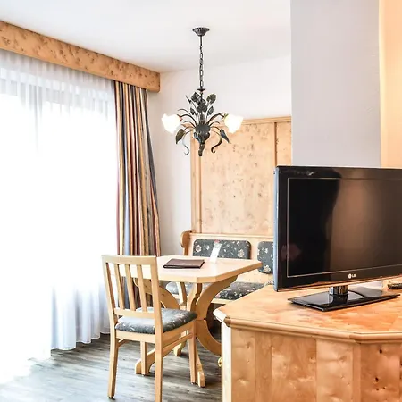 Hotel Laerchenhof 4*