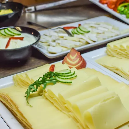 Otel Laerchenhof Lermoos