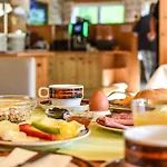Laerchenhof فندق 4*